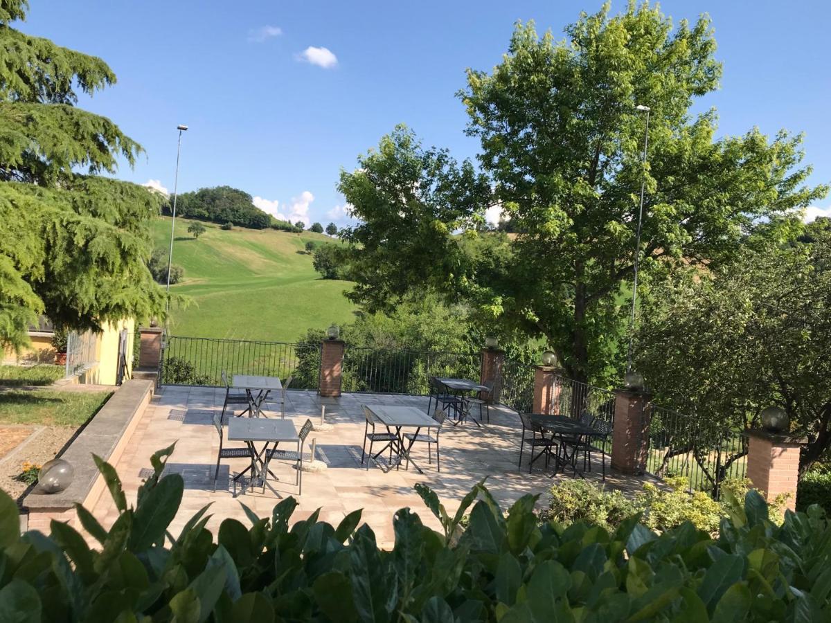 Agriturismo Il Colore Del Grano San Vittore  Екстериор снимка